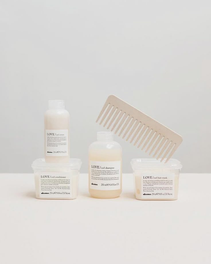 Izdelki linije Davines Love Curl